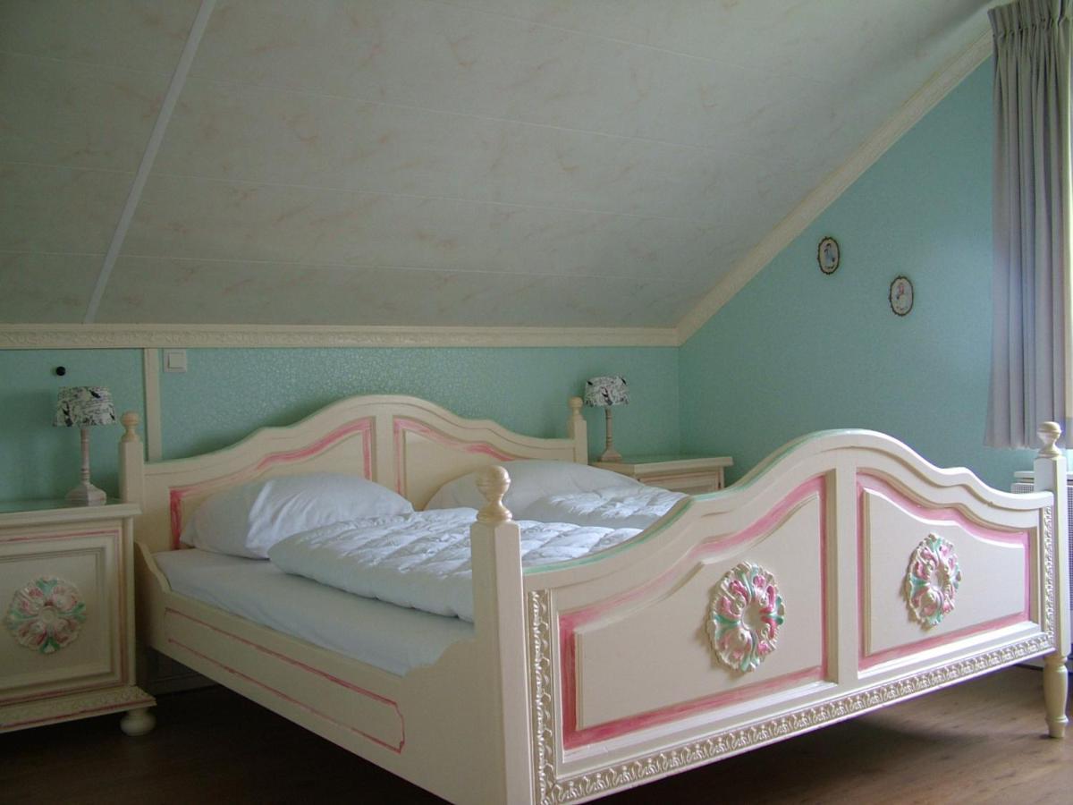 B&B Elbahof, Goed En Goedkoop! Hem Exteriér fotografie
