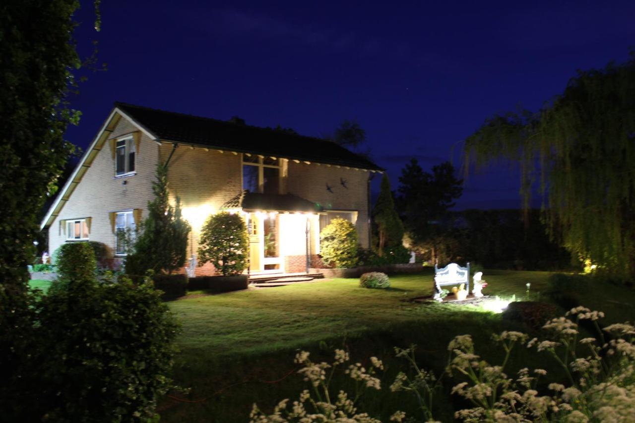 B&B Elbahof, Goed En Goedkoop! Hem Exteriér fotografie
